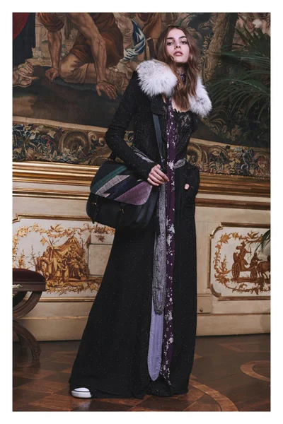 Look 24
